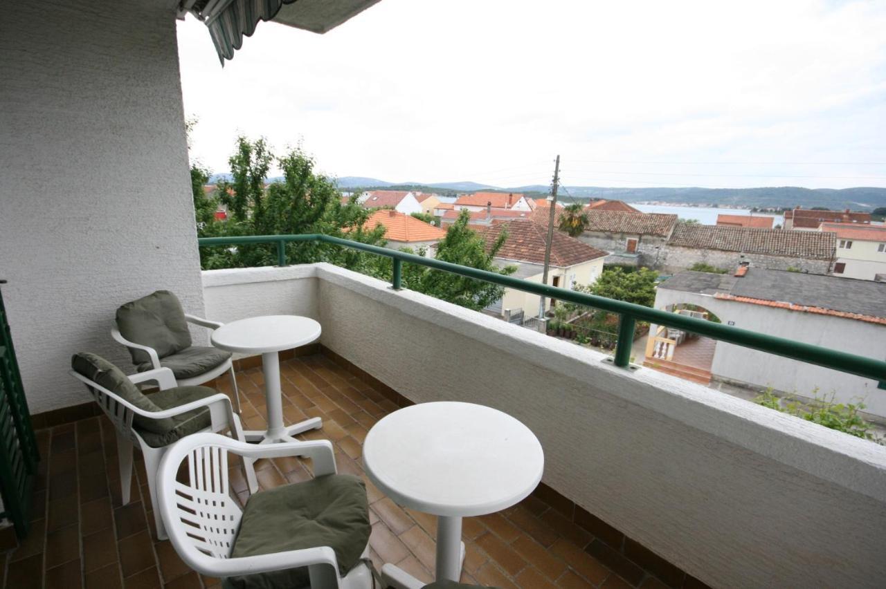 Apartments By The Sea Turanj, Biograd - 6445 ภายนอก รูปภาพ