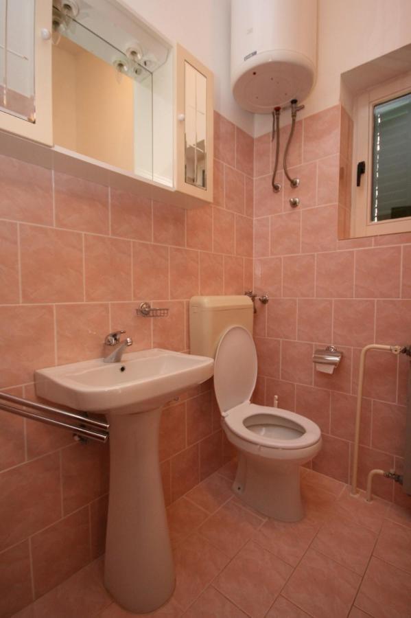 Apartments By The Sea Turanj, Biograd - 6445 ภายนอก รูปภาพ