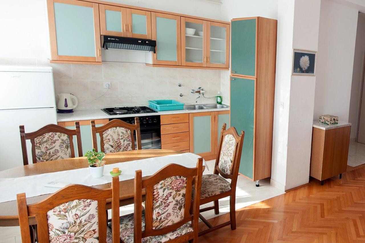 Apartments By The Sea Turanj, Biograd - 6445 ภายนอก รูปภาพ